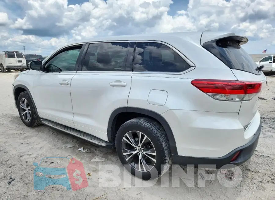 5TDZZRFH4JS250256 Photo# 2