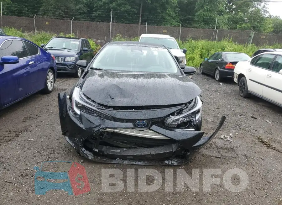 JTDBCMFE0S3095767 Photo# 5