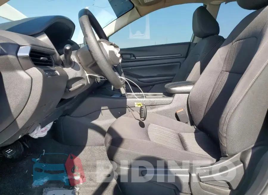 1N4BL4BV9PN325992 Photo# 7