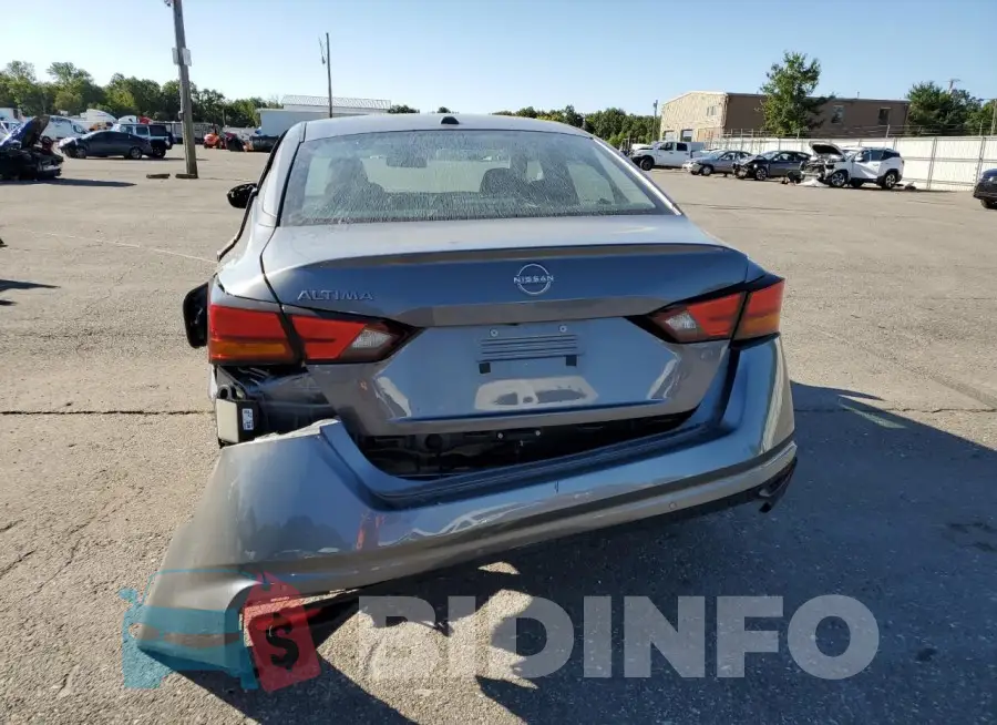 1N4BL4DV9SN388158 Photo# 6