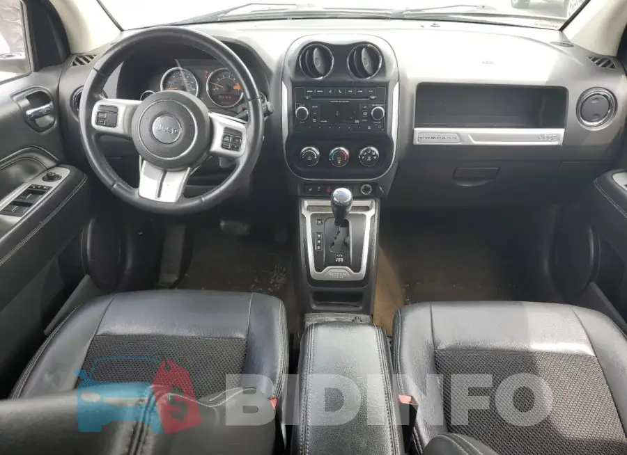 1C4NJDEB6GD662818 Photo# 8