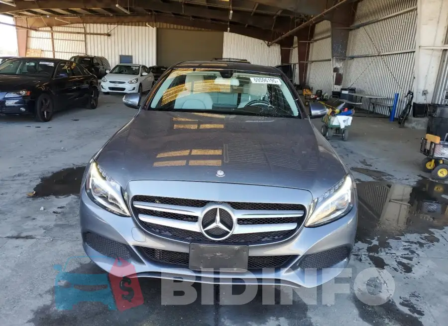 55SWF4JB3HU184362 Photo# 5
