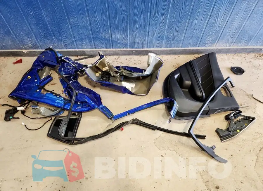 2C3CDXHG6NH232329 Photo# 12