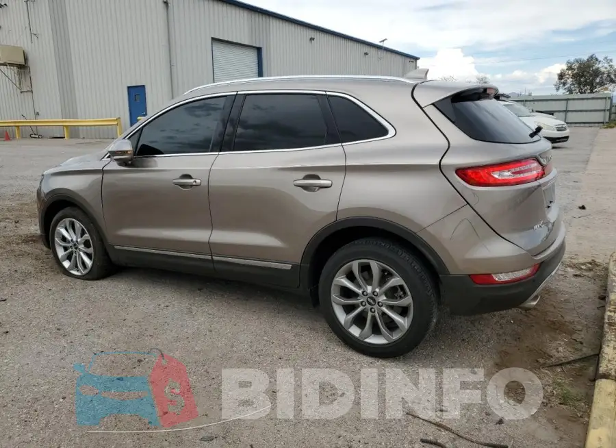 5LMCJ2C9XKUL26778 Photo# 2