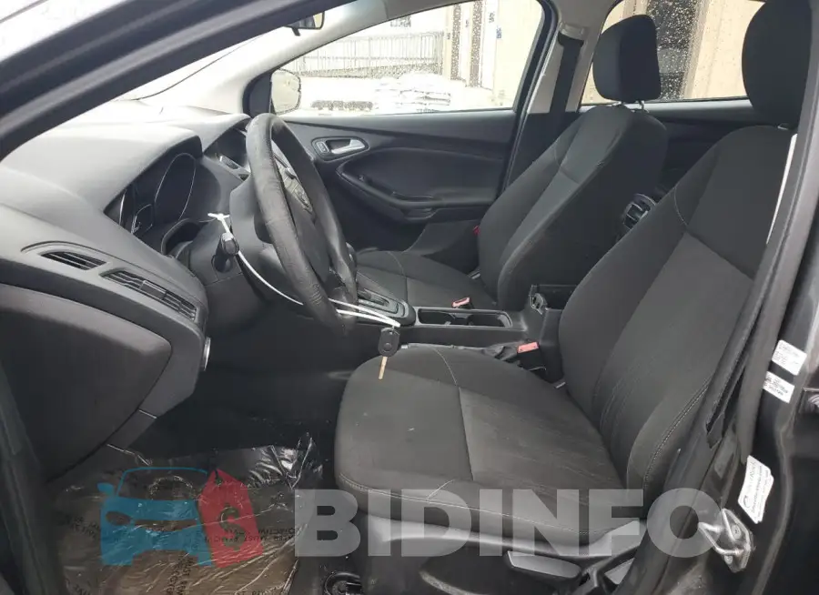 1FADP3F2XHL317520 Photo# 7