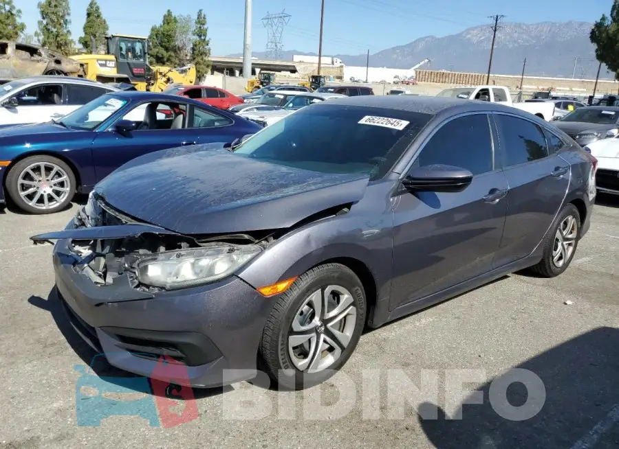 19XFC2F52HE015988 Photo# 1
