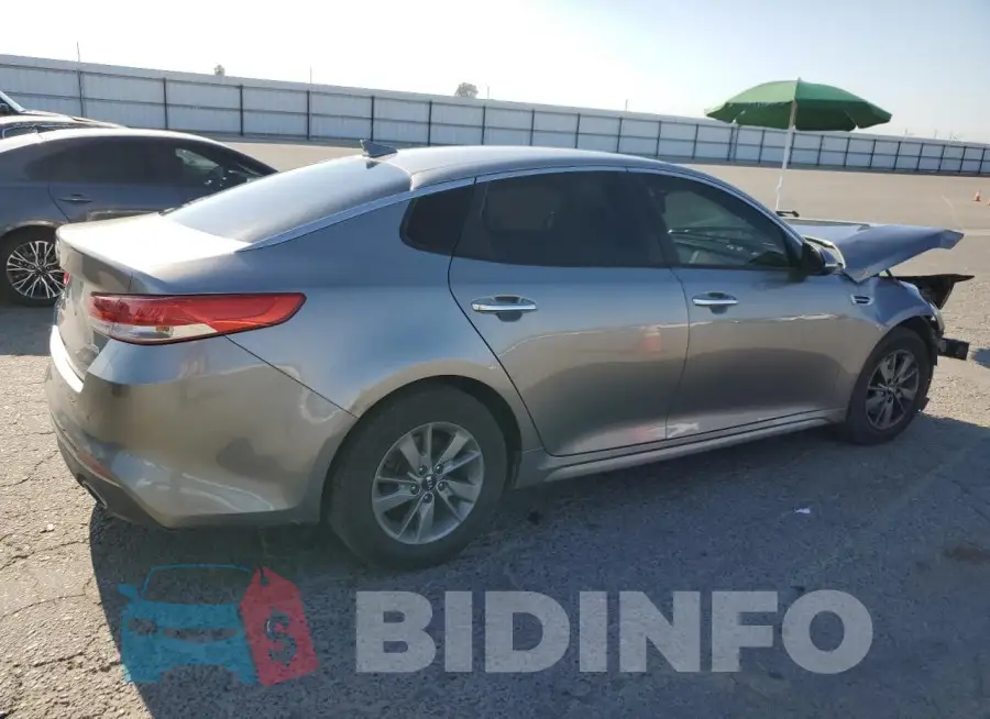 5XXGT4L18GG108649 Photo# 3
