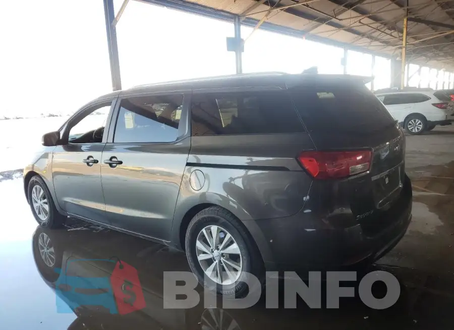 KNDMB5C1XJ6404886 Photo# 2