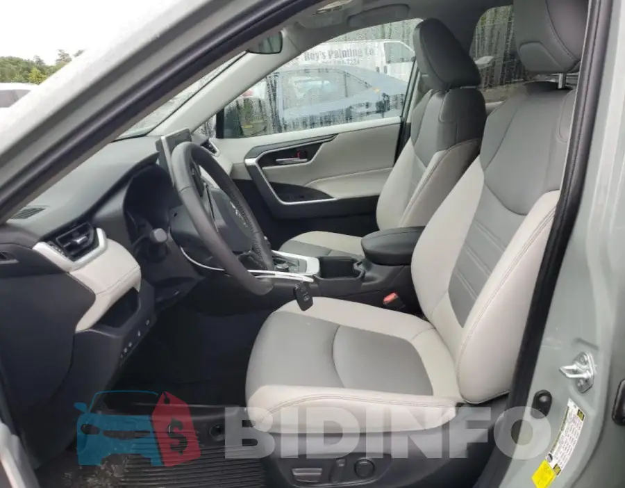 4T3B6RFV9PU122599 Photo# 7