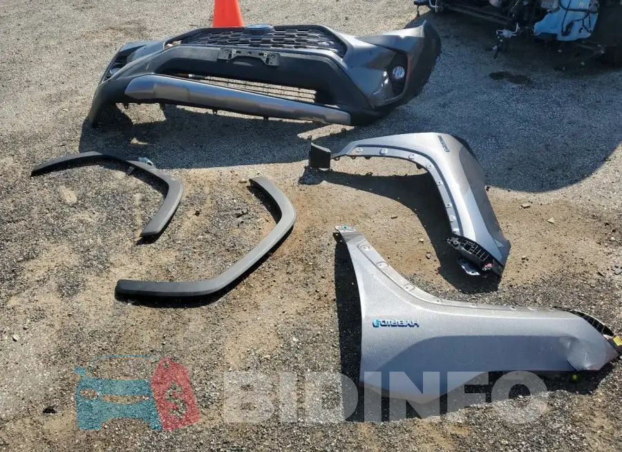 4T3D6RFV7MU043677 Photo# 12