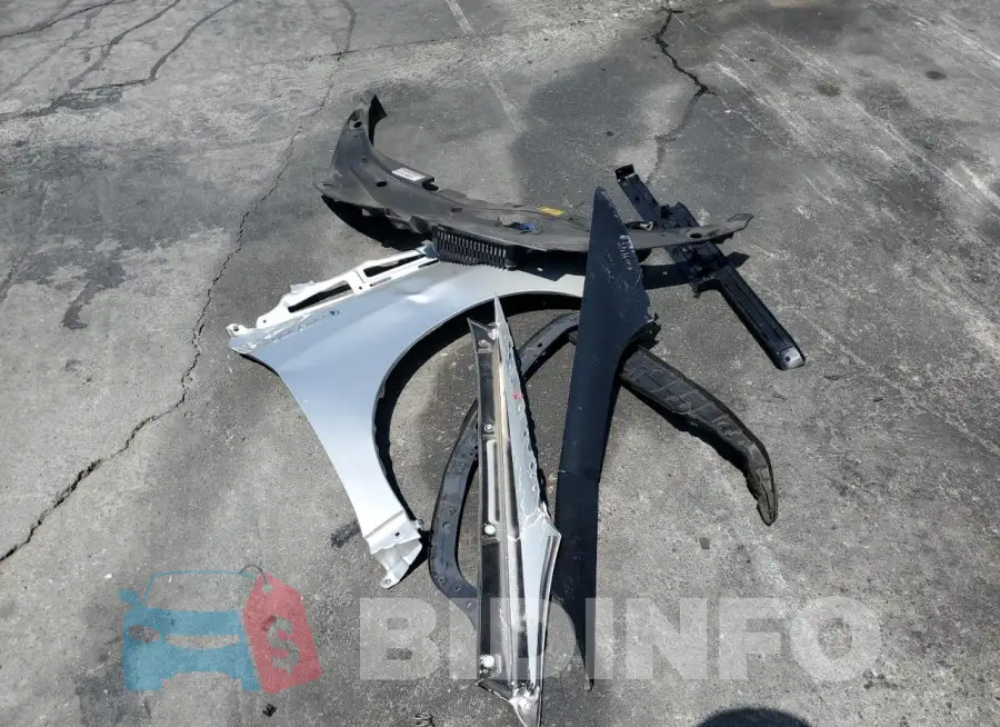 JTDBVRBD6JA003981 Photo# 12