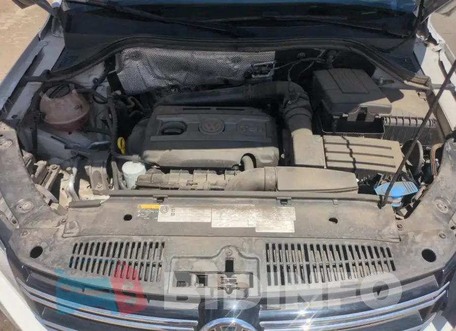 WVGSV7AXXHW500556 Photo# 12