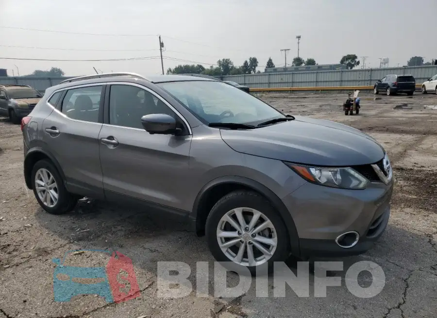 JN1BJ1CR3HW113507 Photo# 4