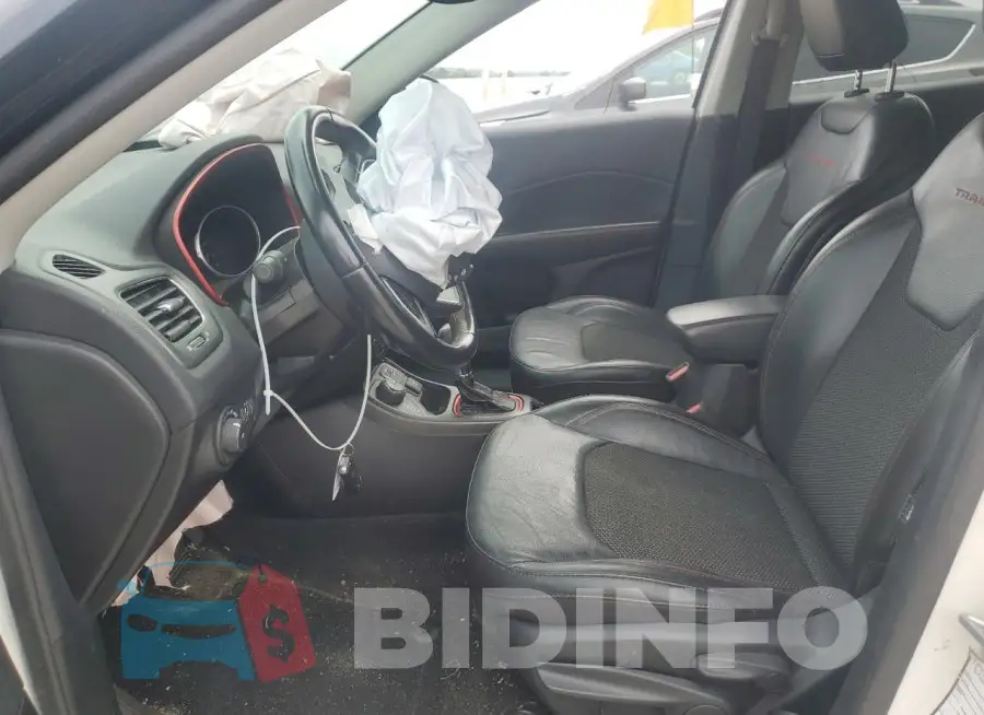 3C4NJDDB6LT184177 Photo# 7