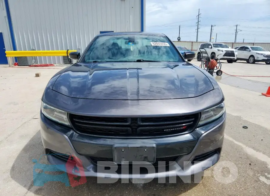 2C3CDXBG7KH715025 Photo# 5