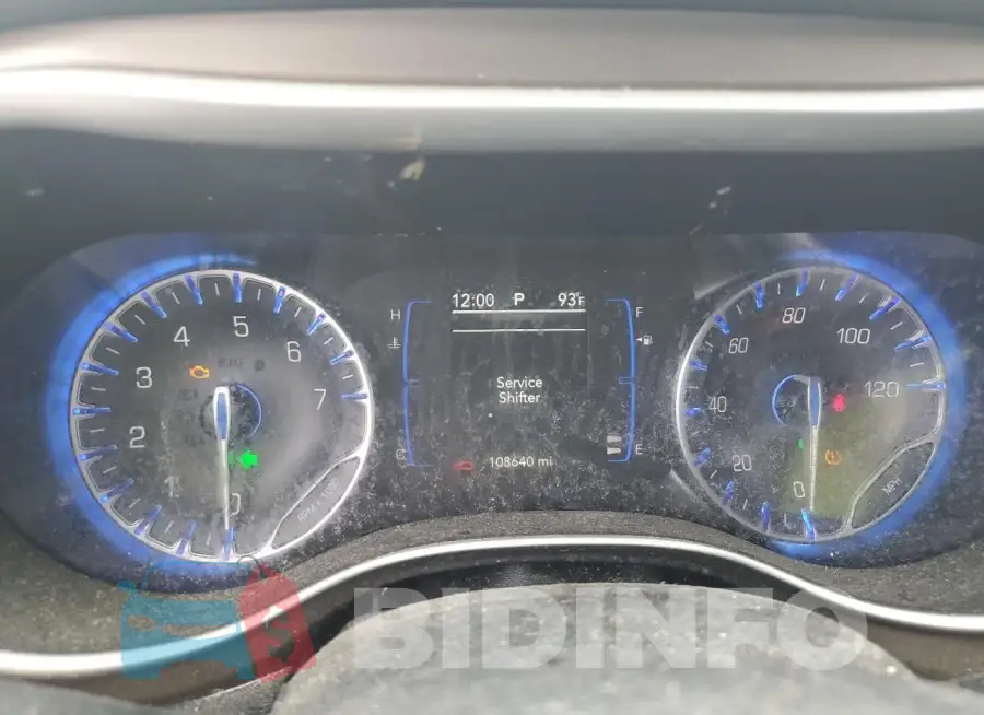2C4RC1DGXLR164636 Photo# 9