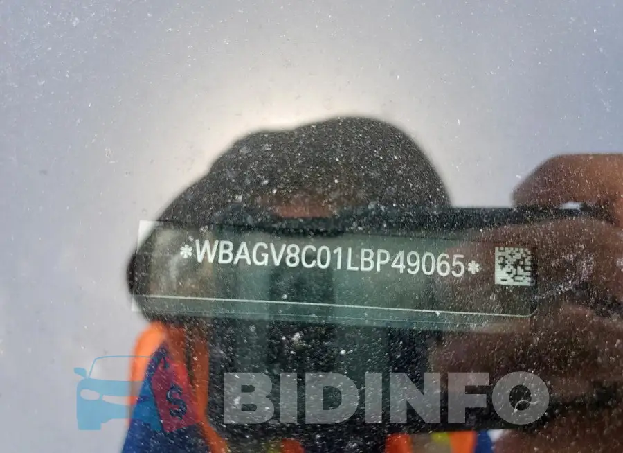 WBAGV8C01LBP49065 Photo# 12
