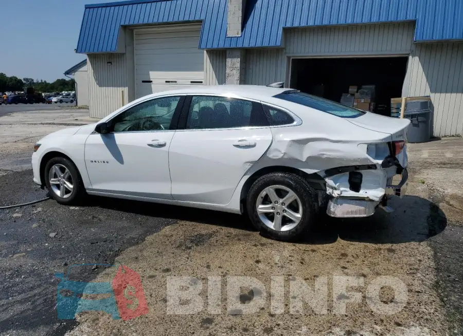 1G1ZC5ST3RF192021 Photo# 2