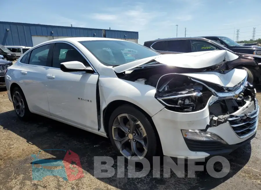 1G1ZD5ST7NF206428 Photo# 4