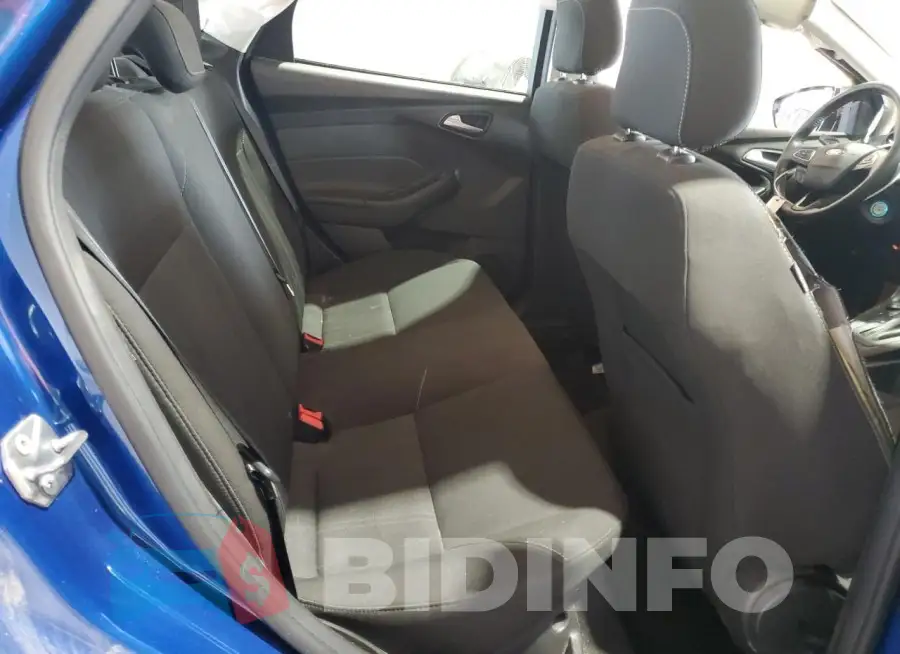1FADP3F29JL300407 Photo# 10