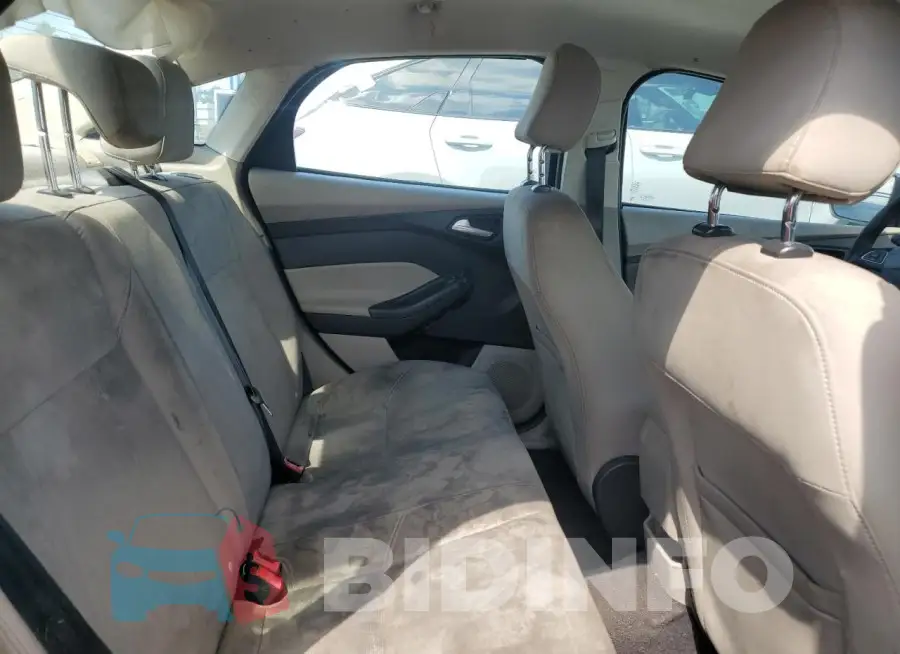 1FADP3F2XHL226151 Photo# 10