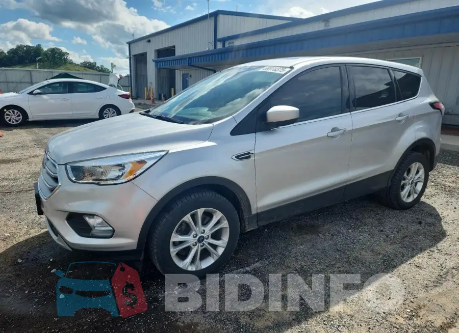 1FMCU9G97HUD66841 Photo# 1