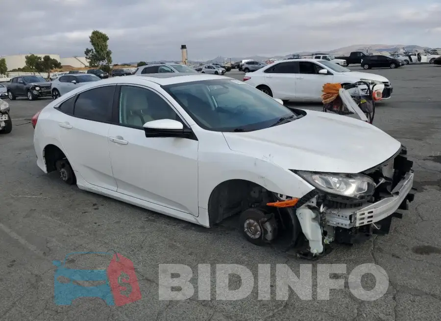 19XFC2F70HE227452 Photo# 4
