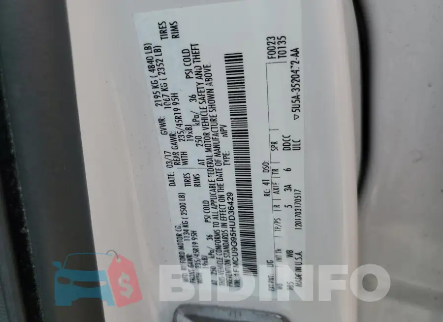 1FMCU9G95HUD36429 Photo# 13