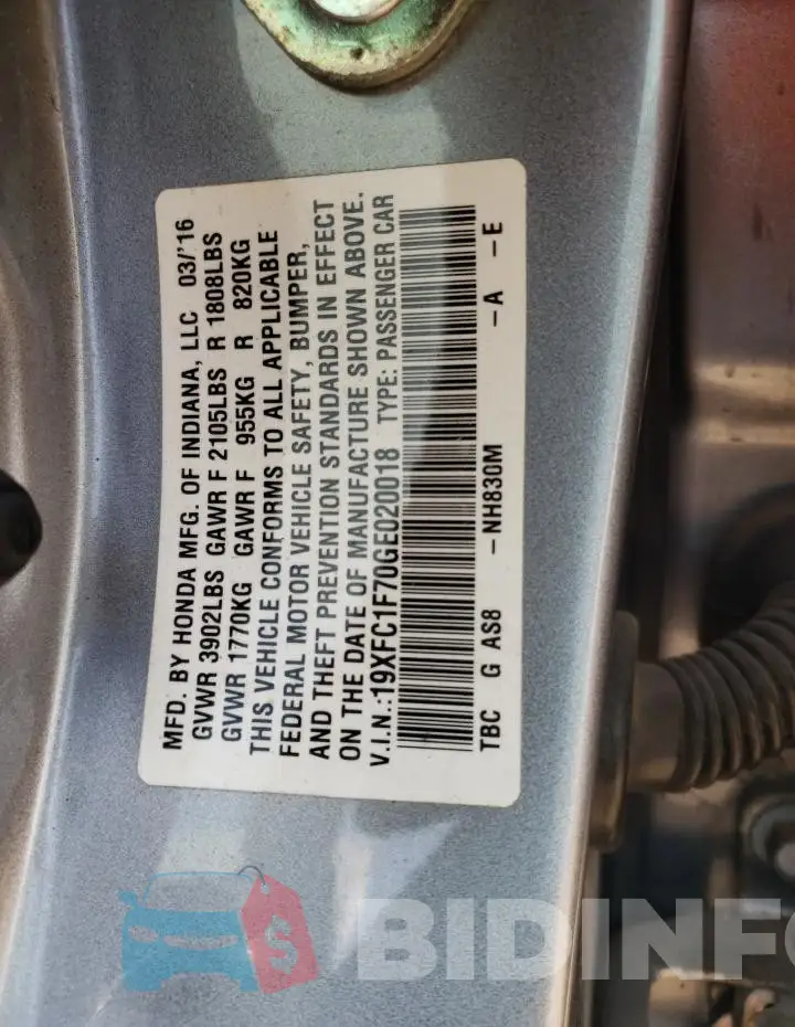 19XFC1F70GE020018 Photo# 12