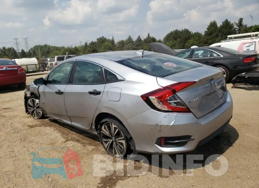 19XFC1F70GE020018 Photo# 2