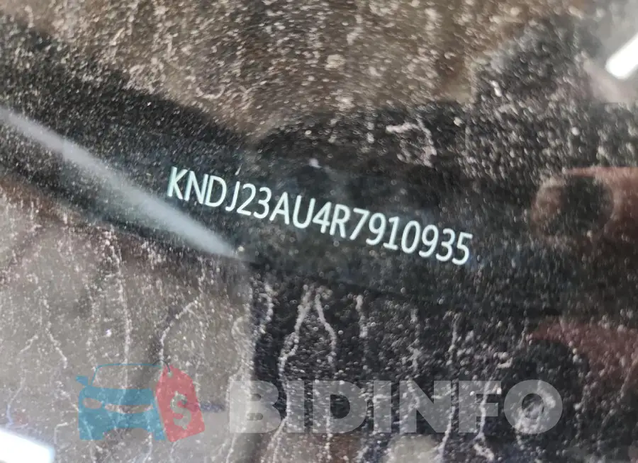 KNDJ23AU4R7910935 Photo# 13