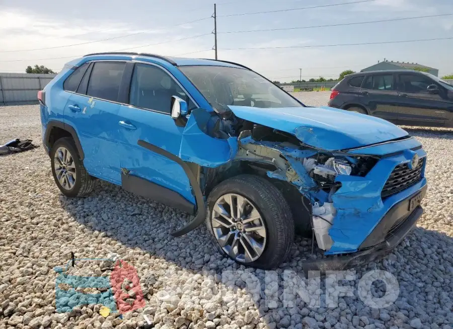 2T3A1RFV6MW244021 Photo# 4