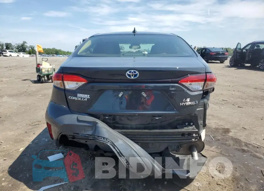 JTDBCMFE9R3045041 Photo# 6