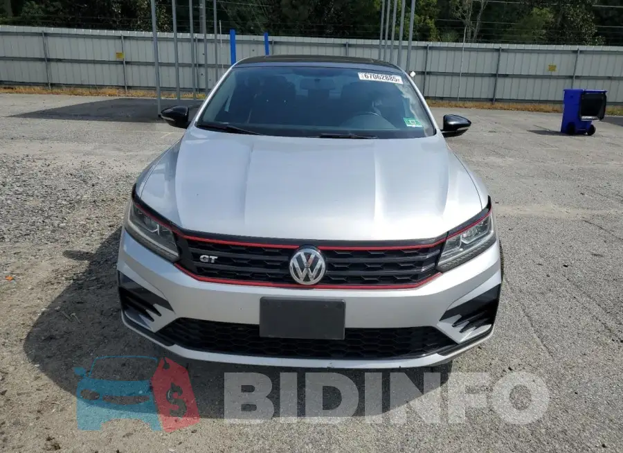 1VWJM7A30JC026590 Photo# 5
