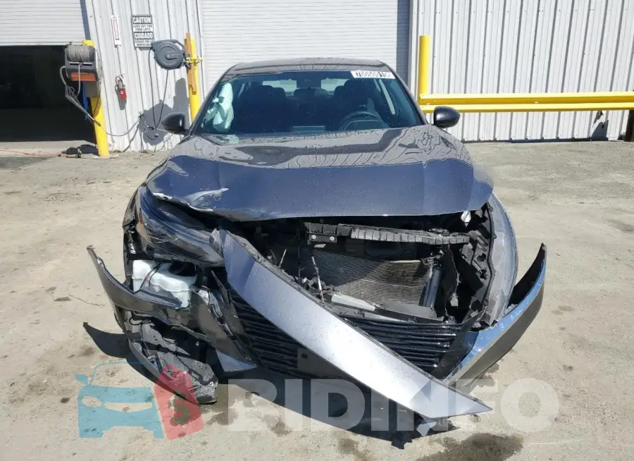 1N4BL4BV6RN410744 Photo# 5