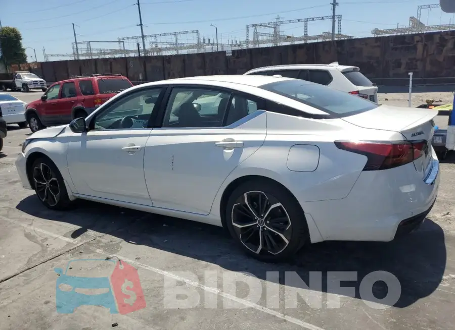 1N4BL4CV2PN388818 Photo# 2