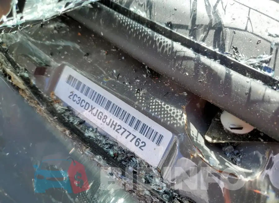 2C3CDXJG8JH277762 Photo# 12