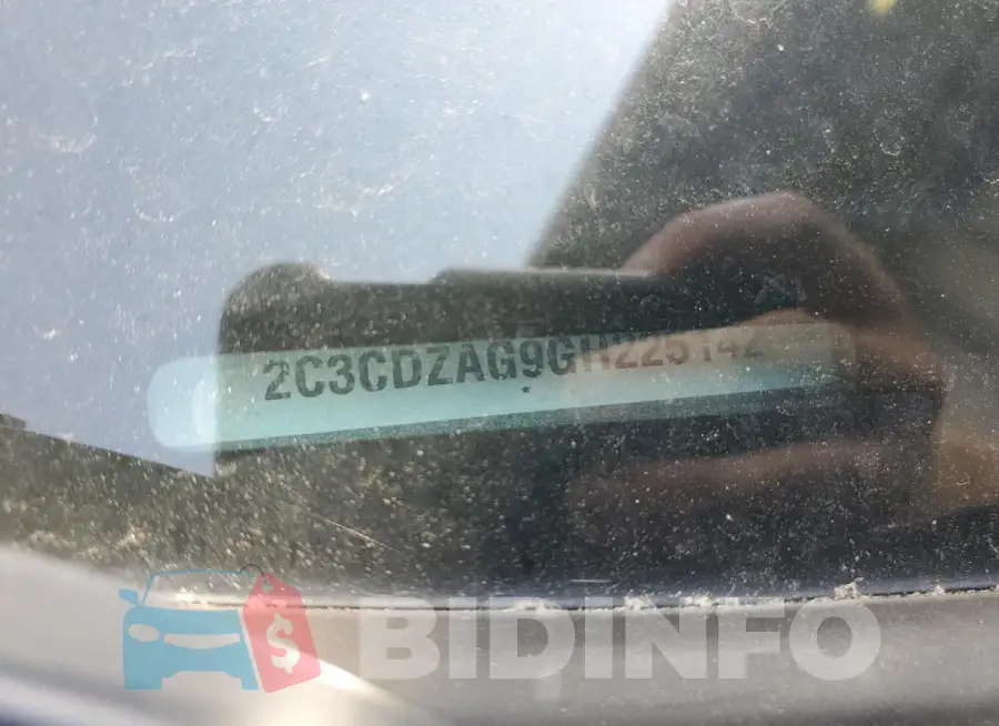 2C3CDZAG9GH225142 Photo# 12