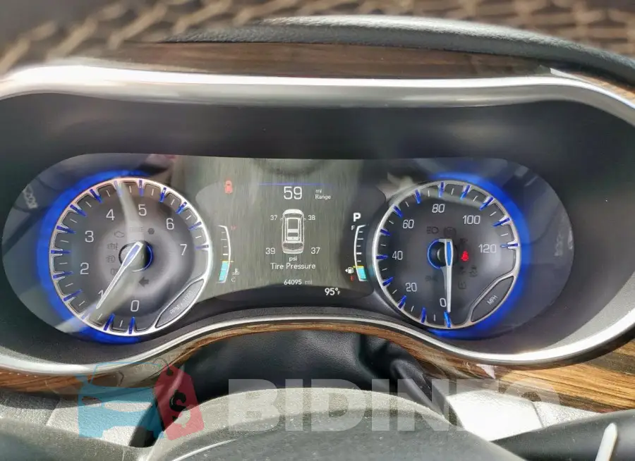 2C4RC1GG8PR534256 Photo# 9