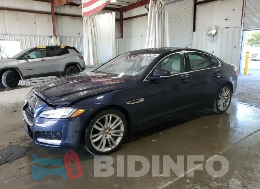SAJBK4EVXJCY55501 Photo# 1