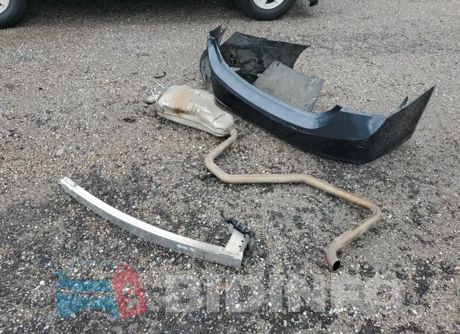1G1ZB5ST3KF193145 Photo# 12
