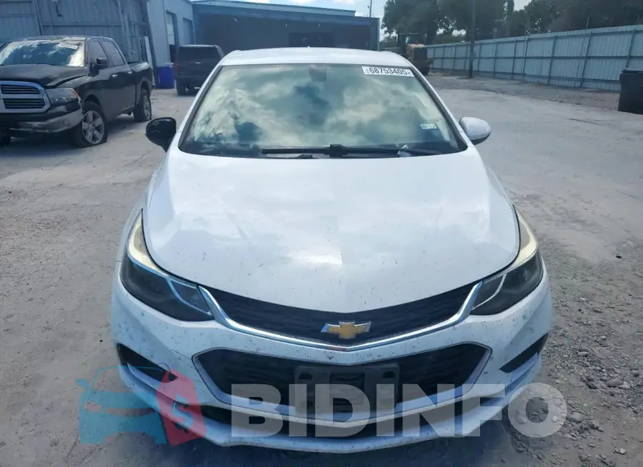 3G1BE6SM3JS653194 Photo# 5