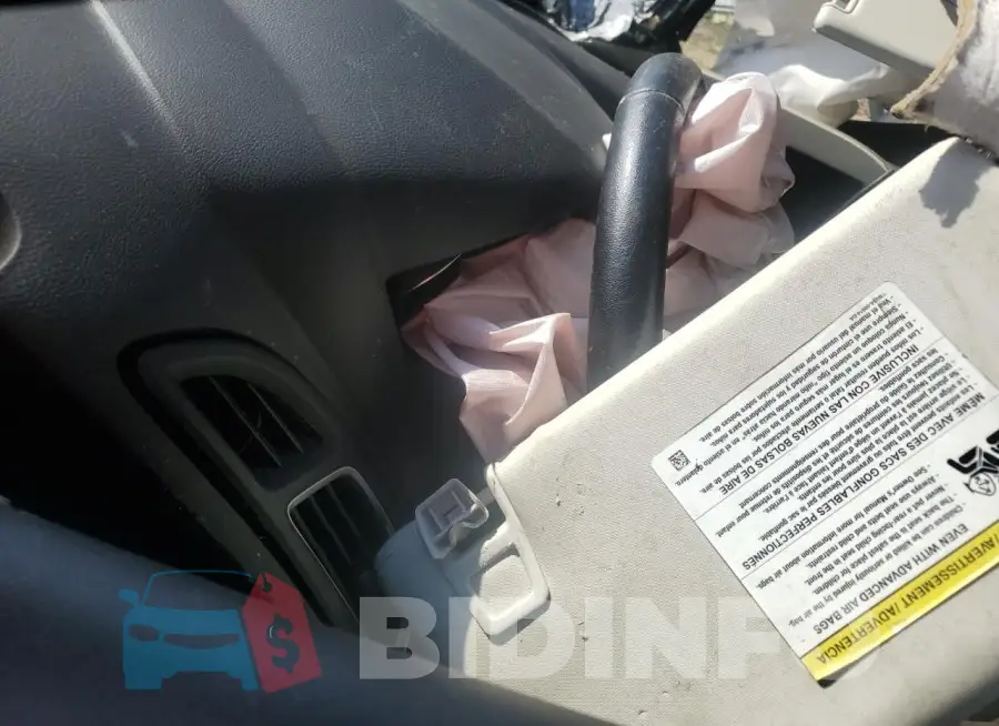 1FADP3J25HL242281 Photo# 9