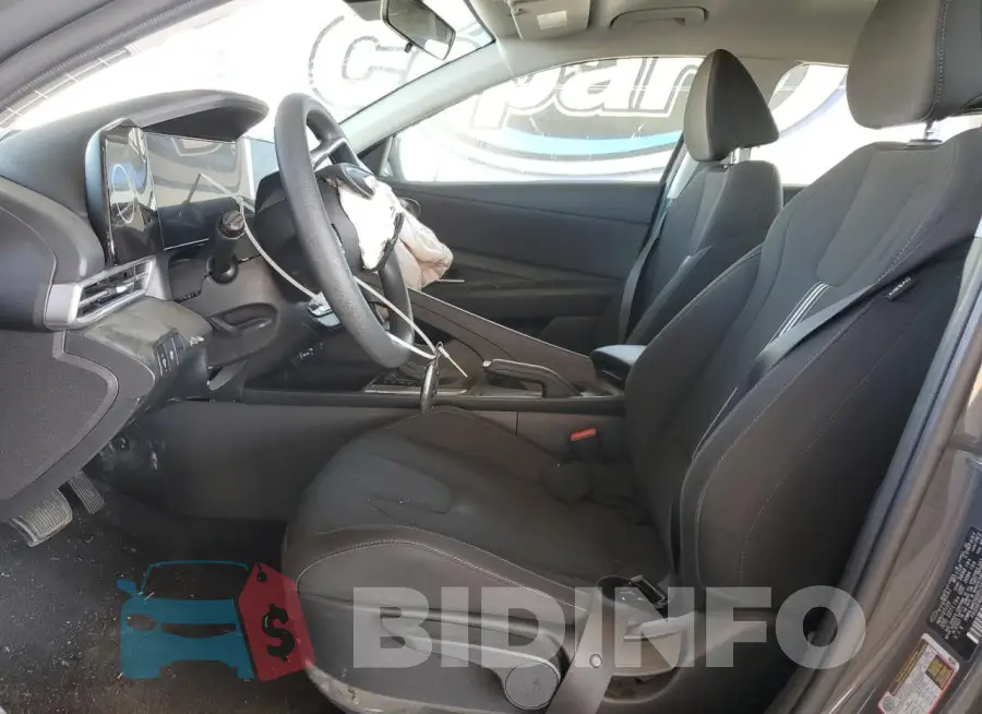 KMHLM4DG5RU703921 Photo# 7