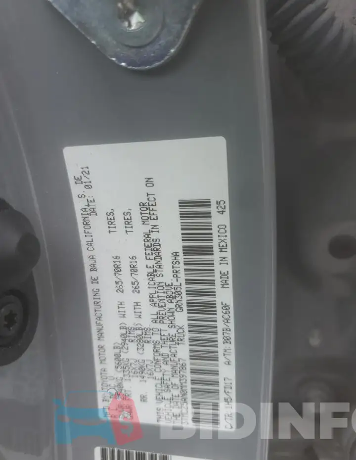 3TMCZ5AN0MM397867 Photo# 12