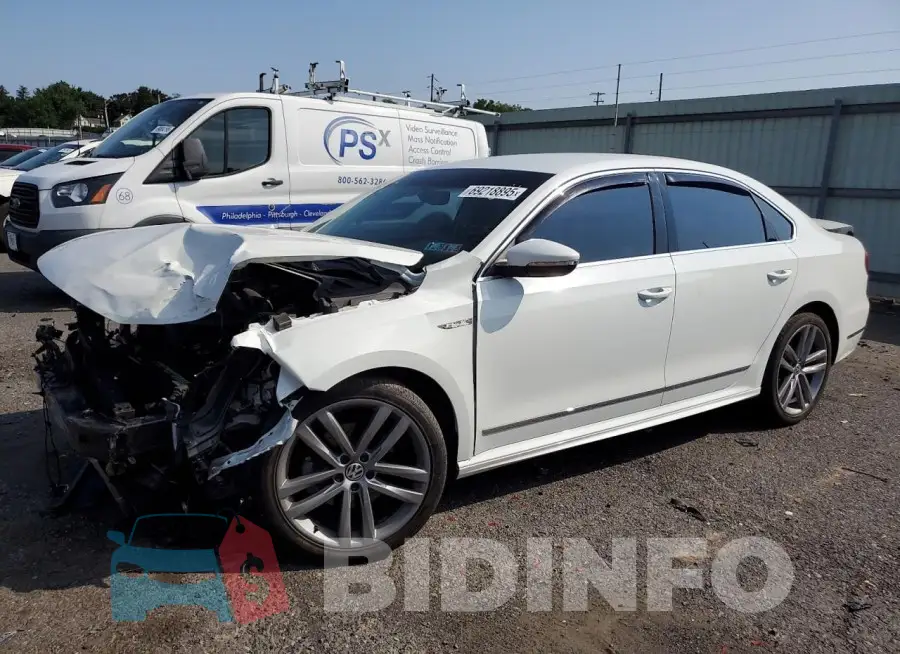 1VWDT7A3XHC055511 Photo# 1