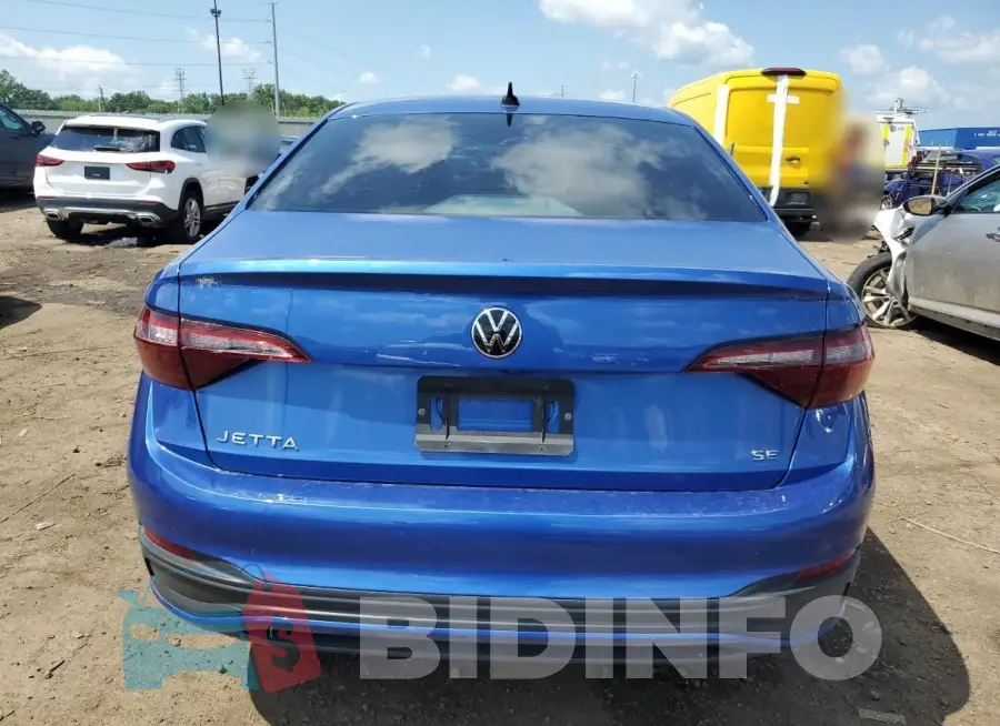 3VW7M7BU0NM010492 Photo# 6