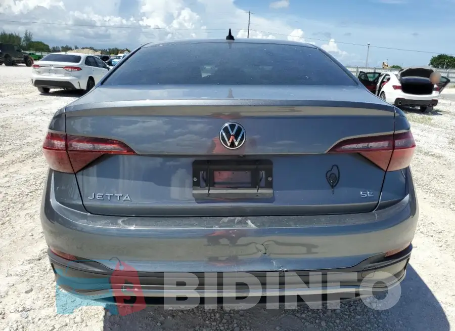 3VW7M7BU9RM045795 Photo# 6