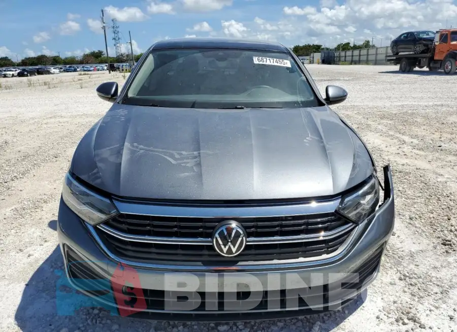 3VW7M7BU9RM045795 Photo# 5
