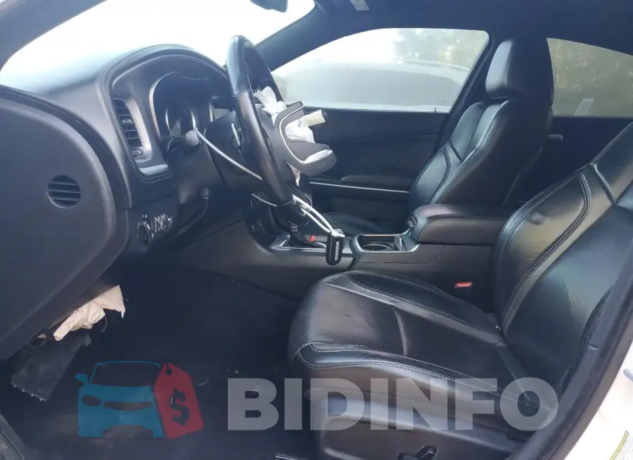 2C3CDXJG2KH616937 Photo# 7